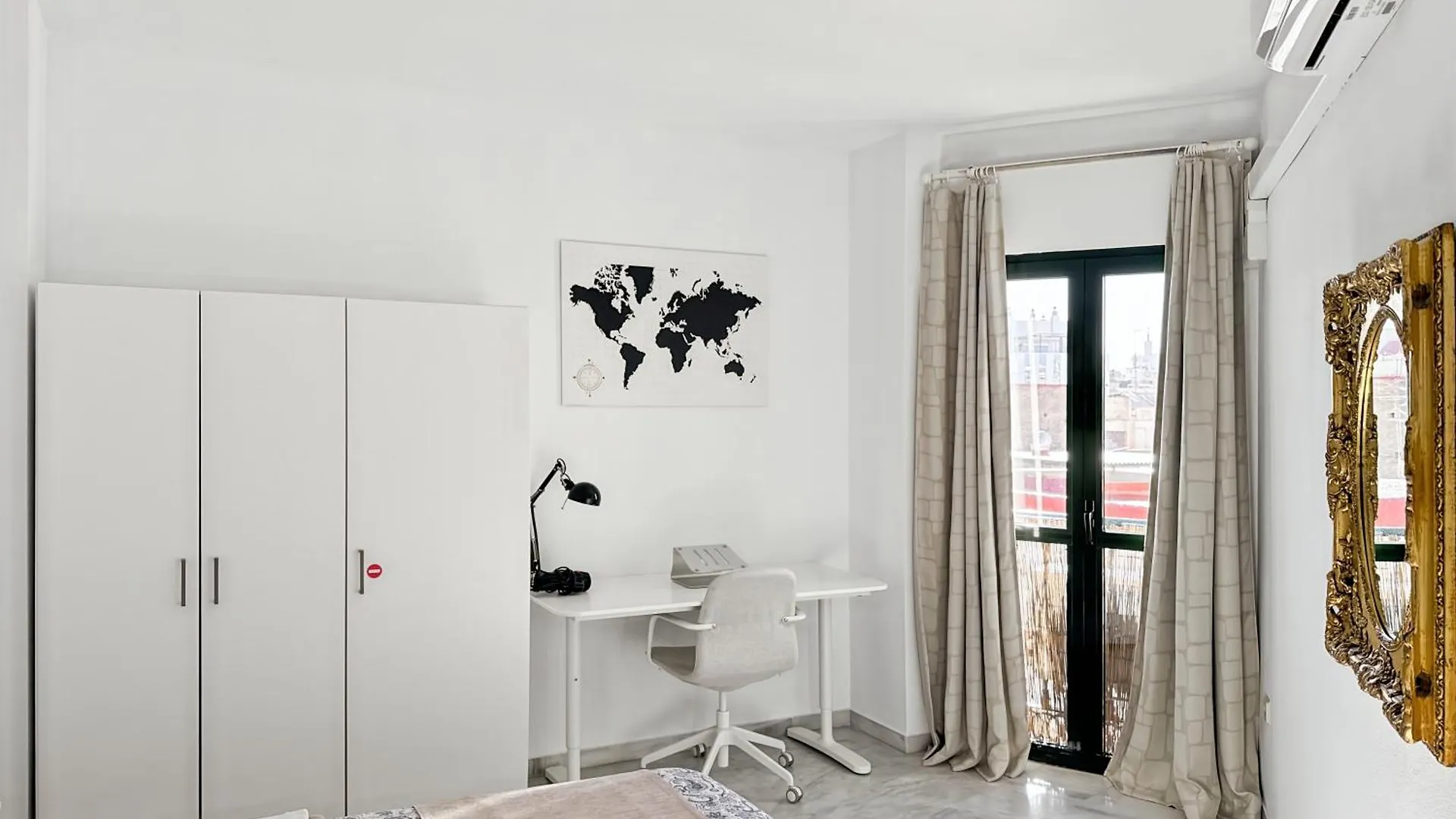 Exclusive Malaga Apartments With Cathedral Views And Auto Check-In Španělsko