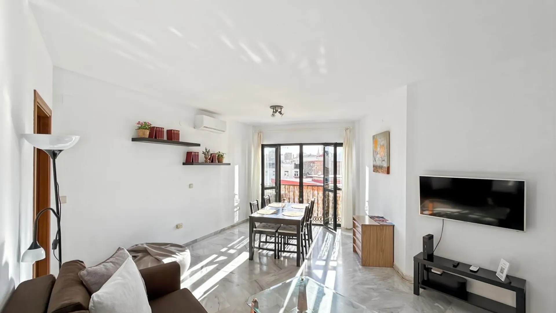 Exclusive Malaga Apartments With Cathedral Views And Auto Check-In 0*,  Spain